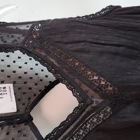 NWOT Vero Moda lacy black dress - Picture 9 of 10